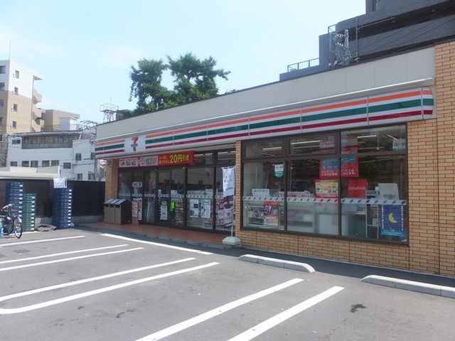 【新宿区高田馬場のマンションのコンビニ】