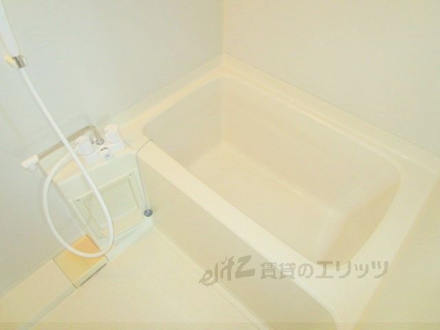 バス・シャワールーム　風呂