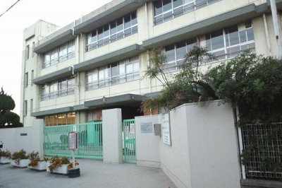 ヴィル・ド・ベール　茨木市立中条小学校（その他　360m）
