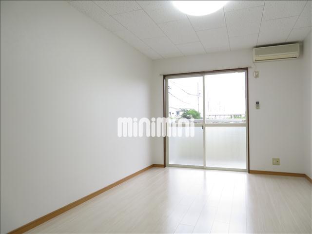 居室・リビング　照明・エアコン付き