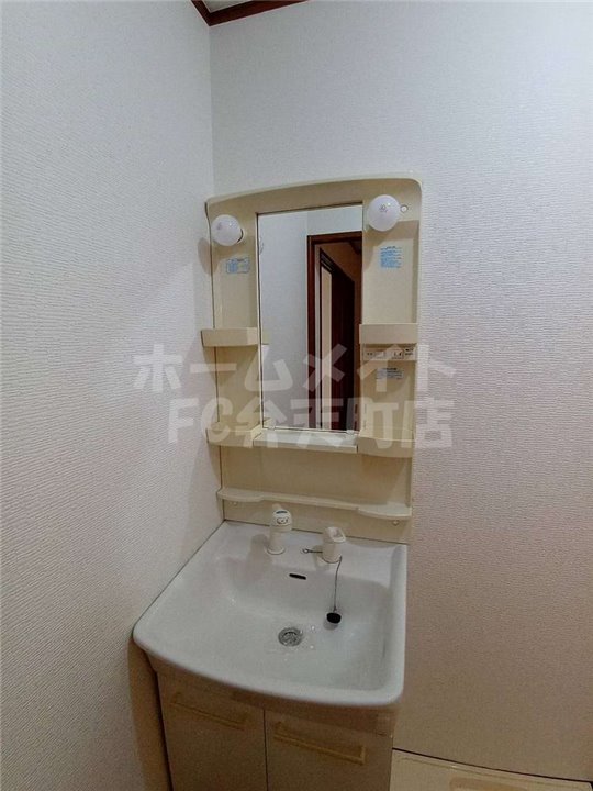 洗面設備　使いやすい洗面所です