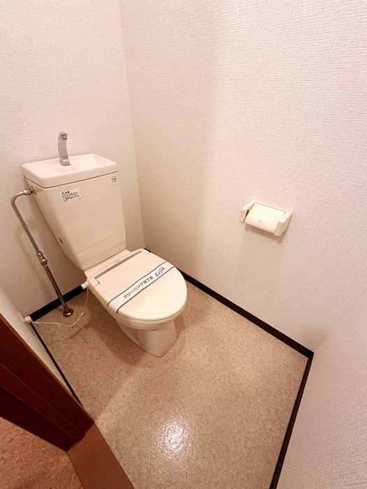 ストリート・タナカのトイレ写真