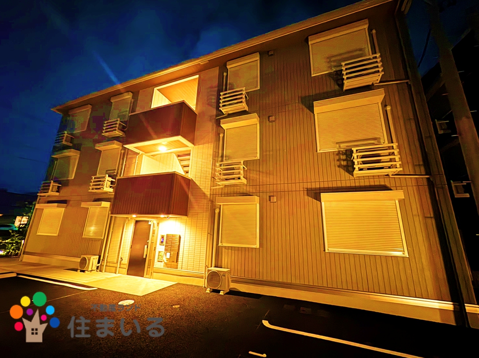 建物外観　※写真は同型タイプとなります