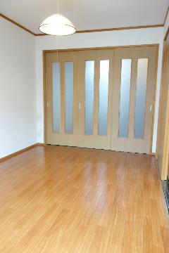 居室・リビング　室内