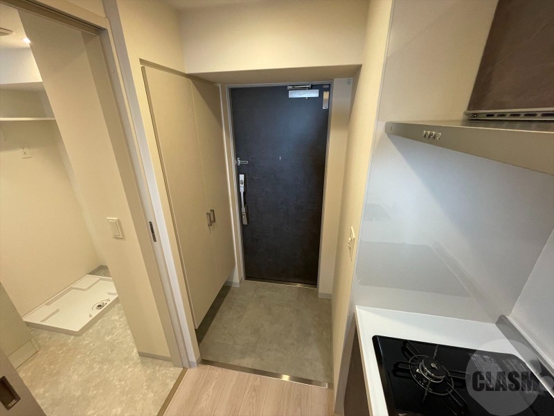 玄関　シューズボックスのある玄関ですっきり