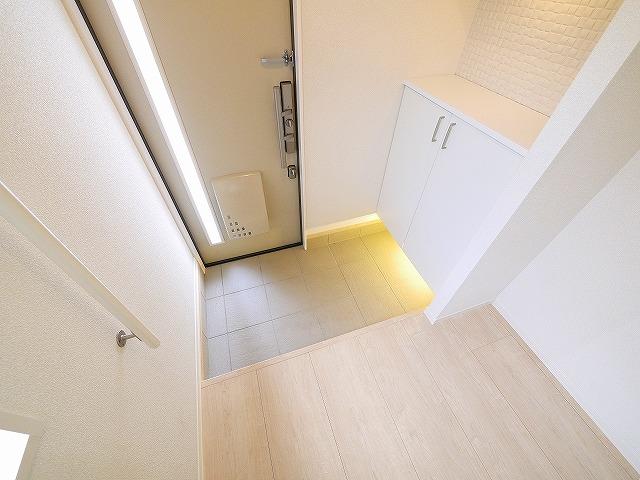玄関　シンプルで使いやすい玄関です