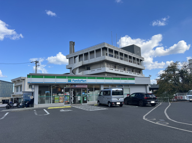 コンビニ　ファミリーマート三島宮川店（コンビニ）まで188m