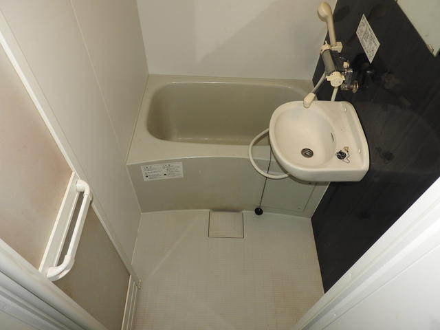 バス・シャワールーム　同建物別部屋参考