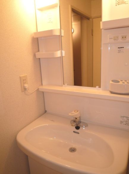 ヒルズ南戸塚3号棟の内装写真