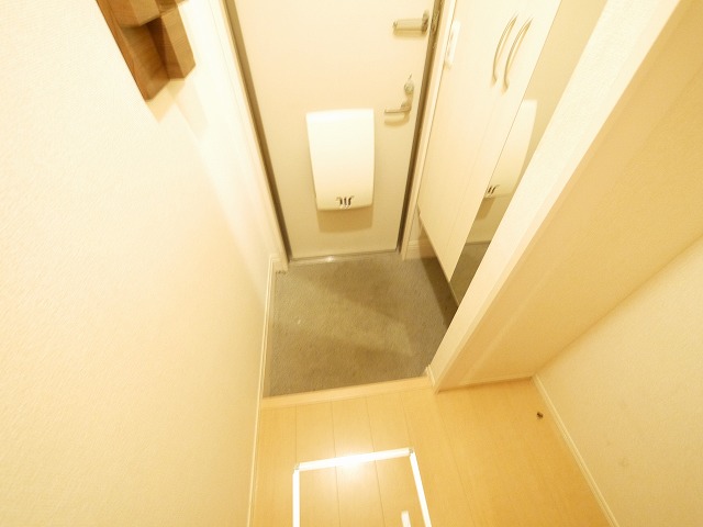 玄関　シンプルで使いやすい玄関です