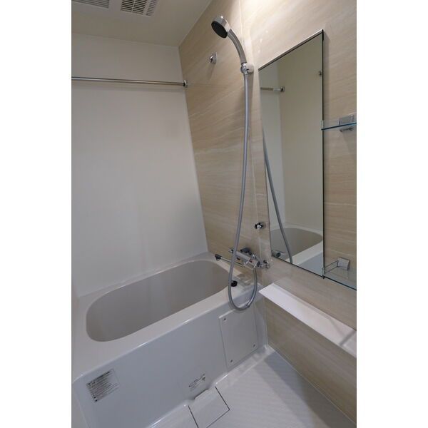 バス・シャワールーム　同シリーズの内装写真です