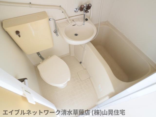 バス・シャワールーム　お風呂です