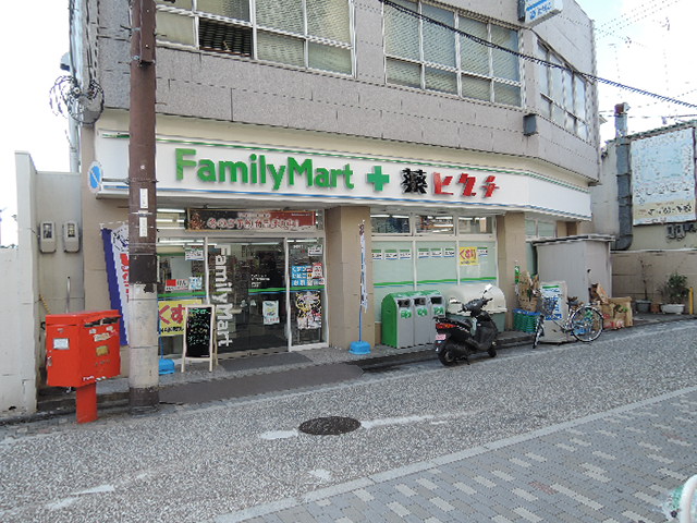 コンビニ　ファミリーマート 伏見中書島店（コンビニ）まで398m