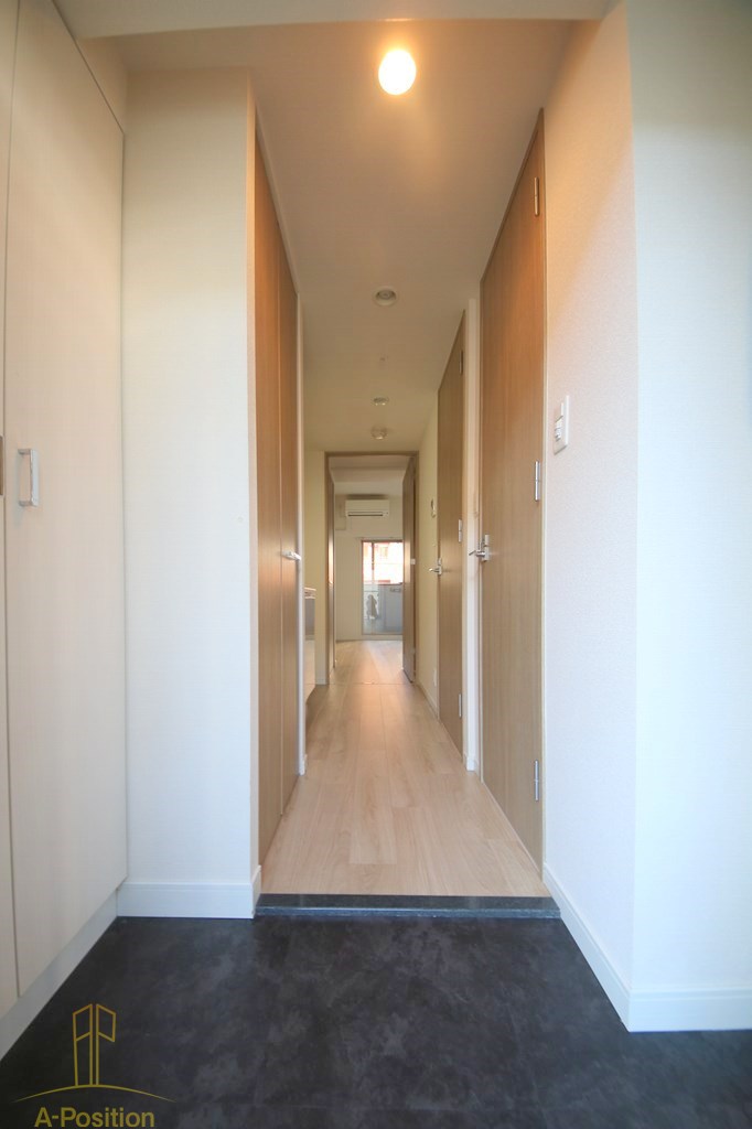 玄関　プレサンス天神橋ラ・デュアル