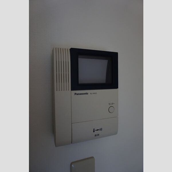 セキュリティ　モニター付きインターホン