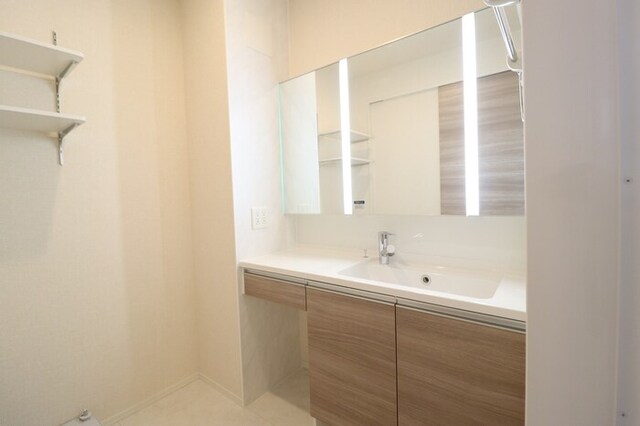 洗面設備　洗髪洗面化粧台