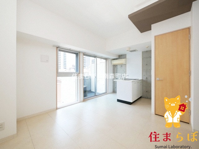 居室・リビング　「“合う暮らし”を、LINEで一緒に描こう。」