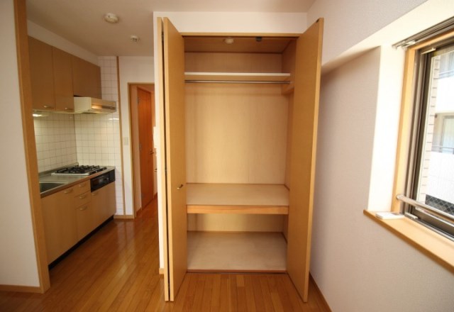 収納　写真は同マンション・別部屋写真