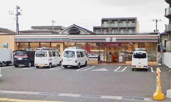 コンビニ　セブンイレブン福岡曙2丁目店（コンビニ）まで328m
