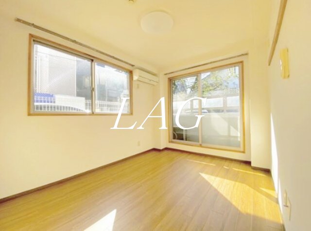 居室・リビング　洋室のお部屋です。