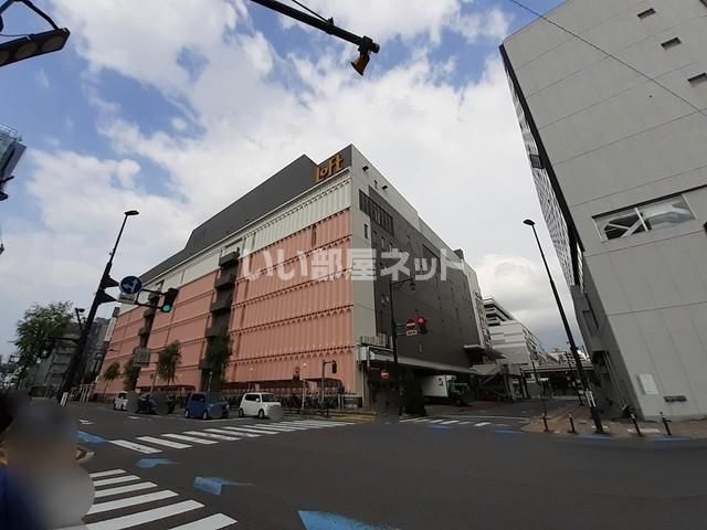 ショッピングセンター　ラブラ万代（ショッピングセンター）まで1680m