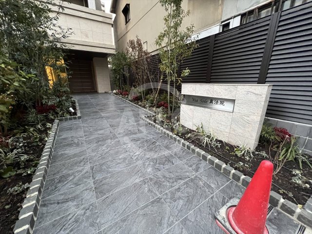 エントランス　Via Sole 真法院　エントランス
