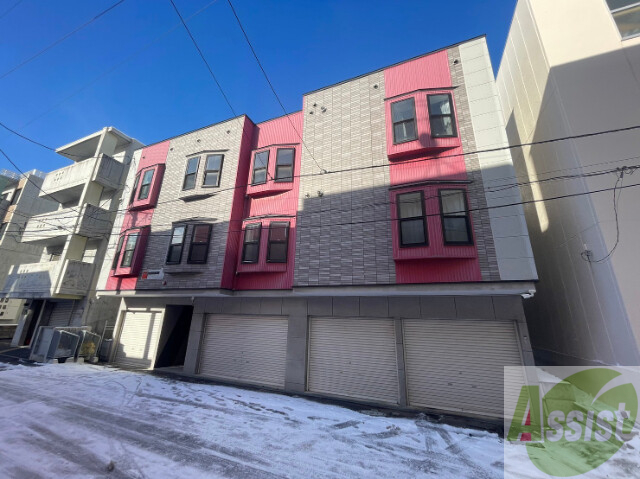 建物外観　札幌市北区北二十八条西「ＬＥＥＳＱＵＡＲＥ２８」