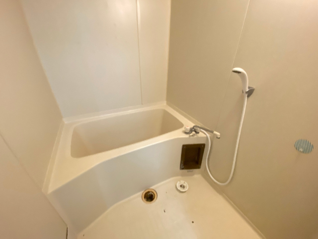 バス・シャワールーム　工事中