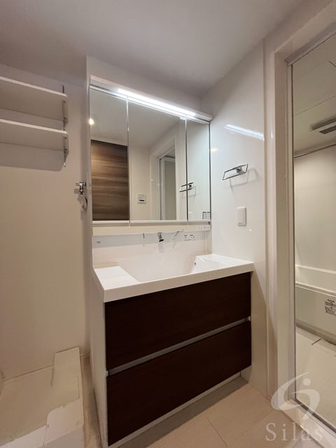 洗面設備　同仕様