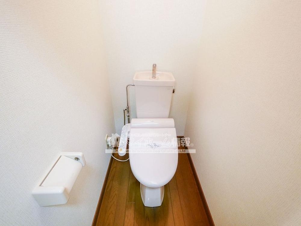 トイレ　トイレは快適な温水洗浄暖房便座付きです♪