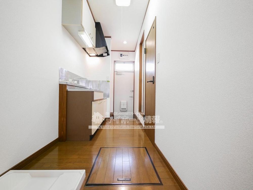 洗面設備　光が入り洗濯スペースも有り♪家事が好きになりそう☆