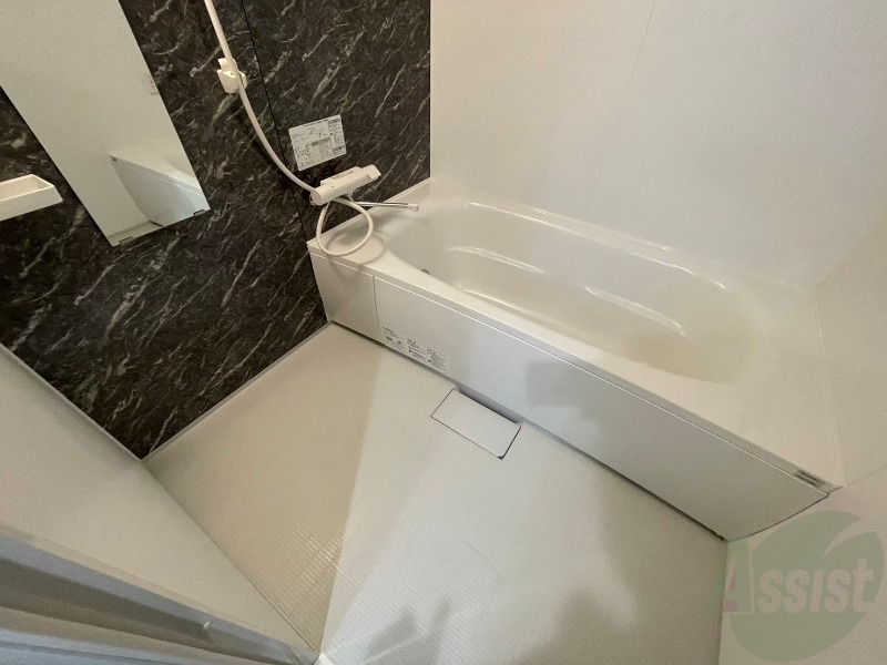 バス・シャワールーム　疲れを癒すには湯船でゆっくりするのが良いですよ。