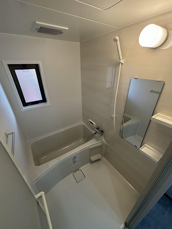 バス・シャワールーム　浴室