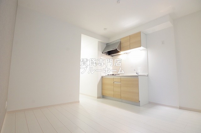 居室・リビング　8.6帖の広いリビングです！