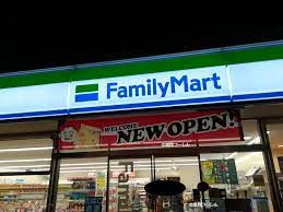 コンビニ　ファミリーマート草津追分店（コンビニ）まで571m