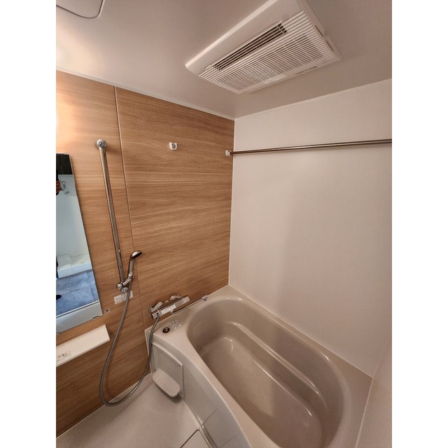 バス・シャワールーム　お風呂で日々の疲れを落としましょう