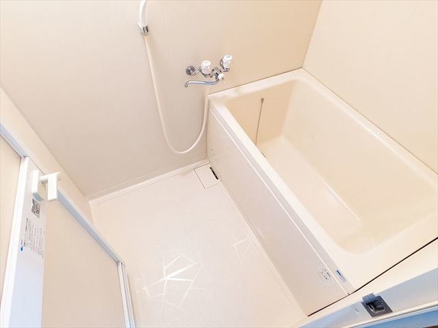 バス・シャワールーム　別部屋参考写真です