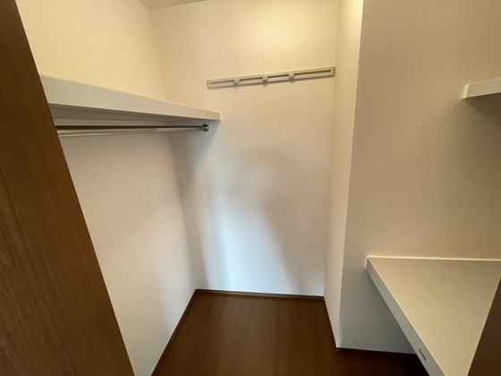 収納　※別部屋の写真です