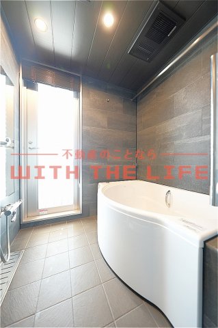 バス・シャワールーム　日々の疲れを癒すお風呂付です