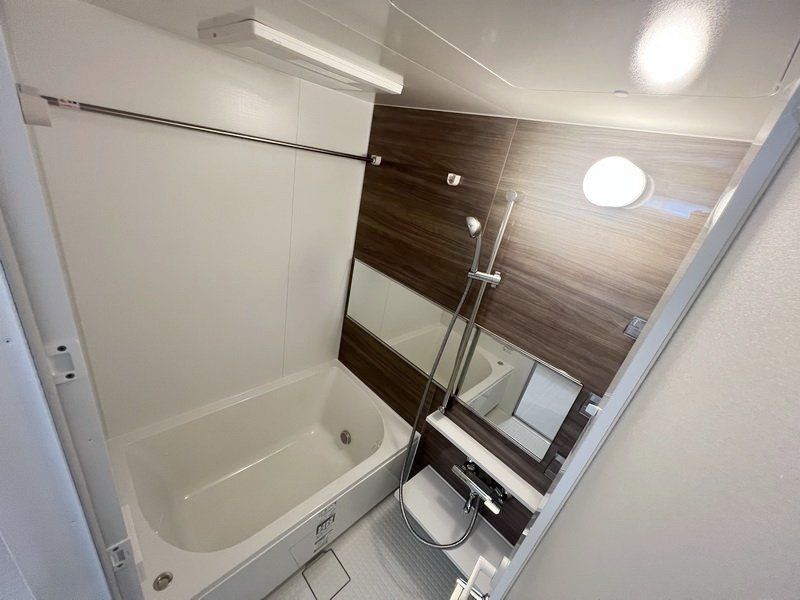 バス・シャワールーム　バス