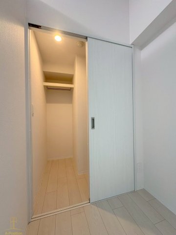 収納　Krystal Fimeth2番館