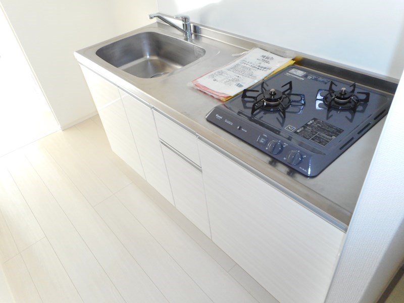 キッチン　キッチン※他号室の参考写真となります。