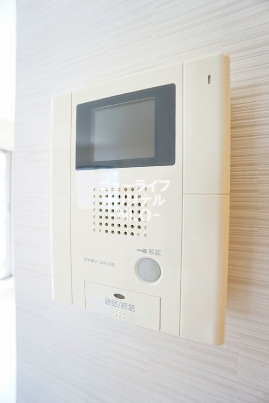 セキュリティ　事前に訪問者を目視してから対応できるTVモニターホン付き☆