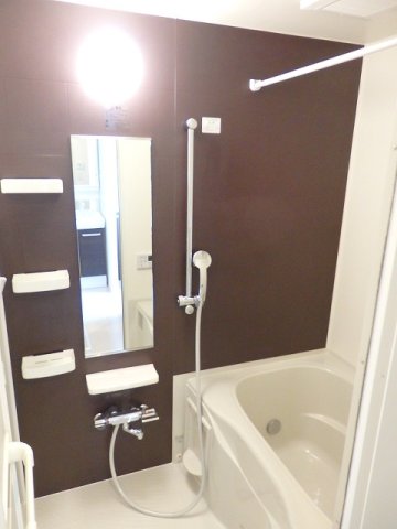バス・シャワールーム　日々の疲れを癒すお風呂付です
