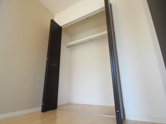 収納　※別部屋の写真です