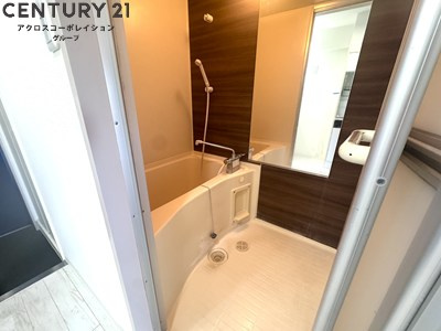 バス・シャワールーム　落ち着く空間のバスルーム♪