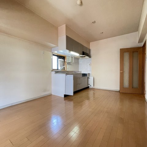 居室・リビング　同仕様タイプです