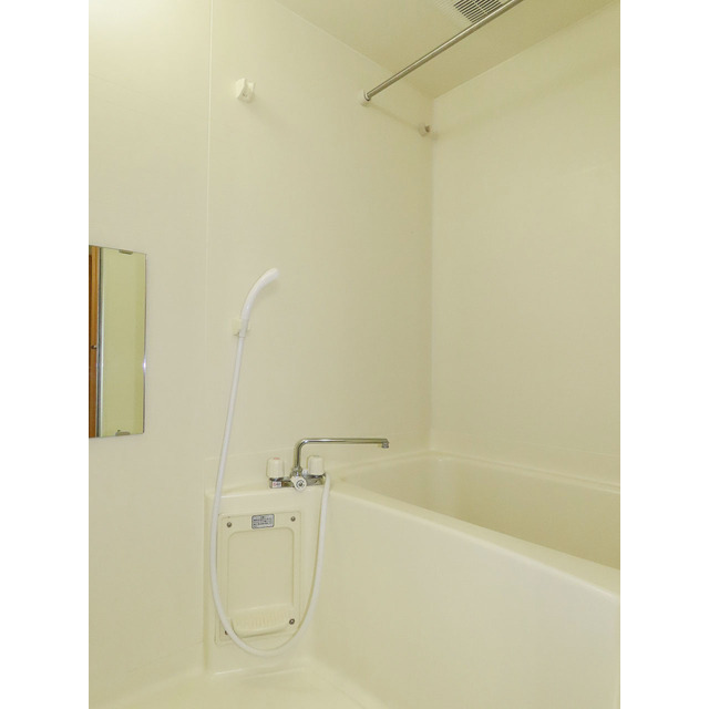 バス・シャワールーム　きれいなお風呂です