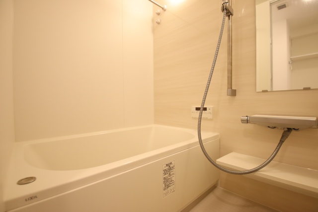 バス・シャワールーム　※別室の参考写真の為、現況優先です。