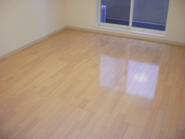 居室・リビング　別号室の参考写真です。